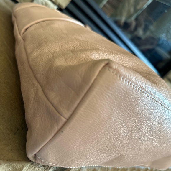 Valentino Red EUC Light Pink Bow Tote - Picture 3 of 10